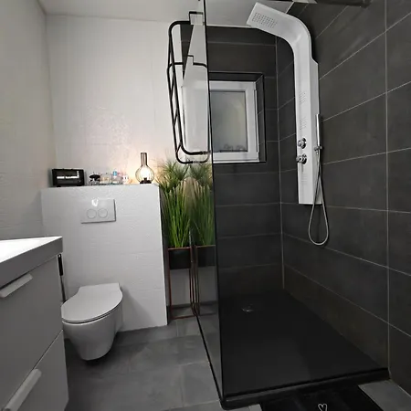아파트 Meraki Two Bedrooms *