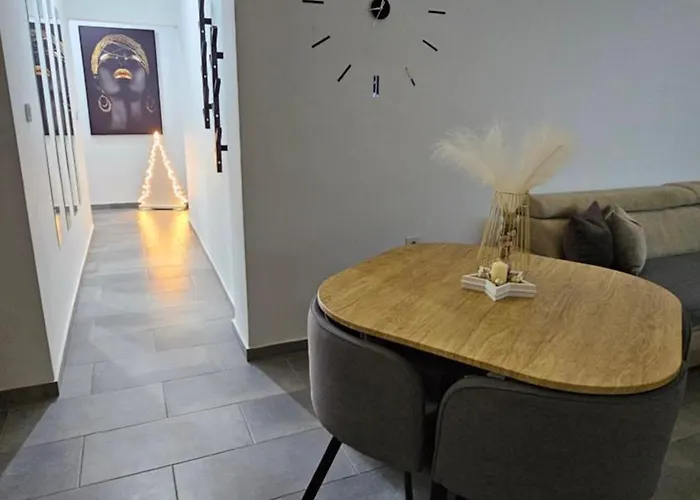 Meraki Two Bedrooms 아파트 *